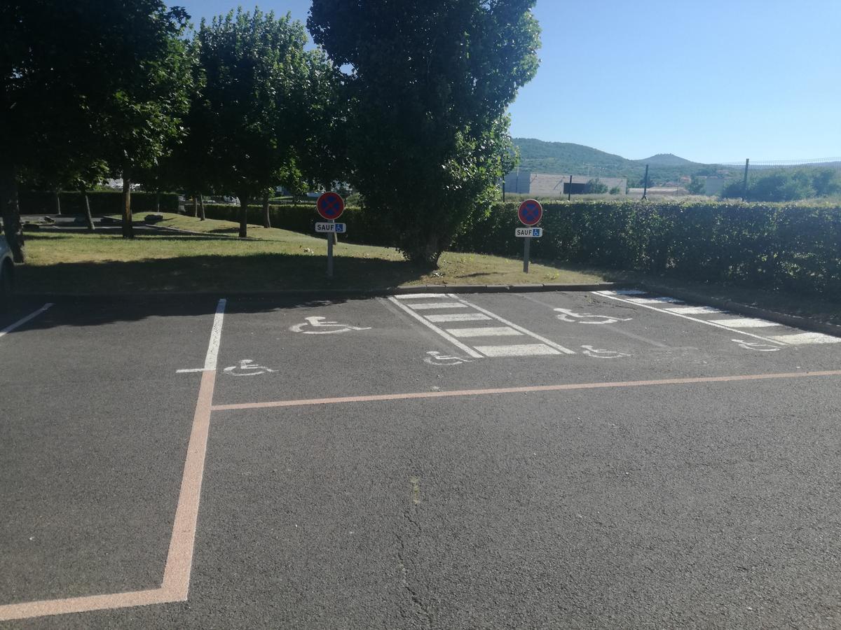 Campanile Clermont-Ferrand ~ Aubiere Ξενοδοχείο Εξωτερικό φωτογραφία